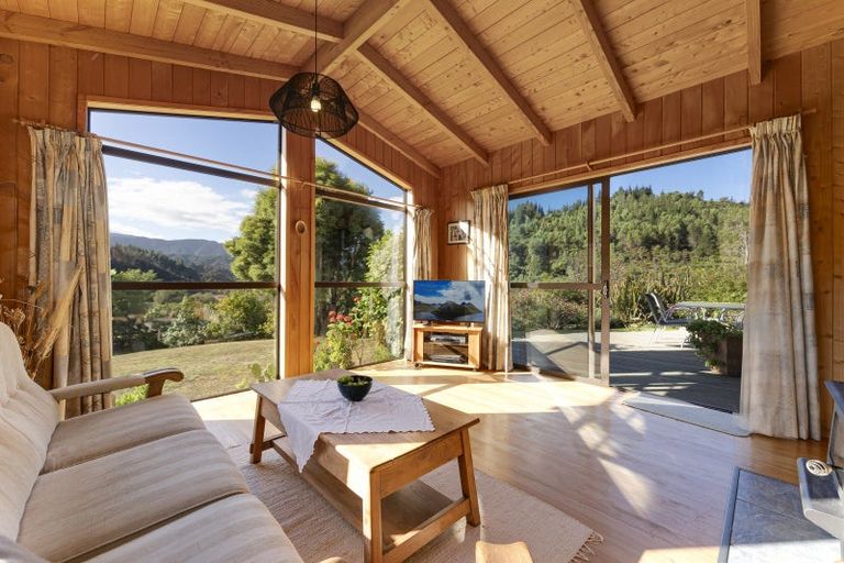 Photo of property in 504 Riwaka-sandy Bay Road, Kaiteriteri, Motueka, 7197