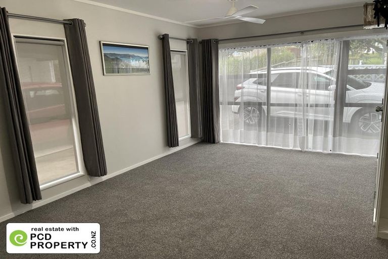 Photo of property in 6b Commins Road, Onerahi, Whangarei, 0110