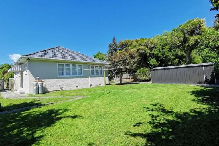 Photo of property in 120 Peverel Street, Riccarton, Christchurch, 8041