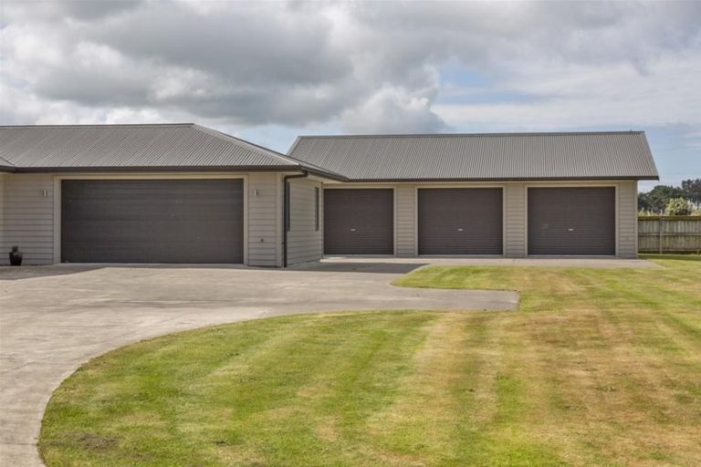 Photo of property in 15 Larlin Drive, Hawera, 4675