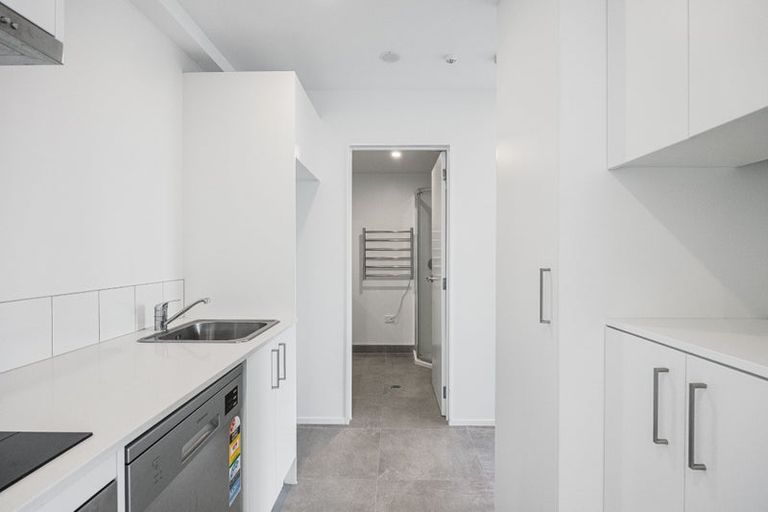 Photo of property in 108/28c Eileen Newey Place, Henderson, Auckland, 0612
