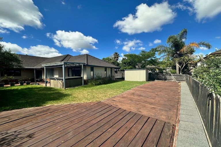 Photo of property in 41 Lansell Drive, East Tamaki Heights, Auckland, 2016