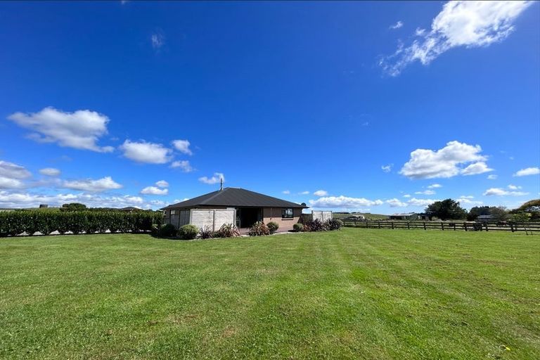 Photo of property in 10 Taumata Road, Pyes Pa, Tauranga, 3173