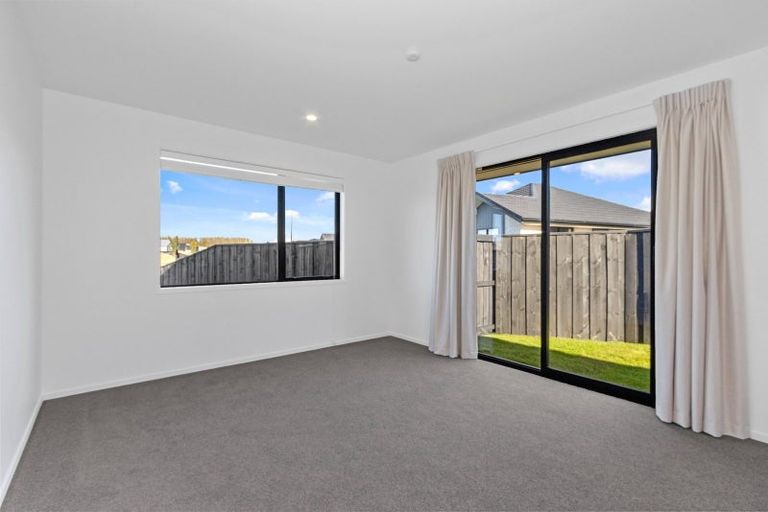 Photo of property in 63 Mehrtens Crescent, Woodend, 7691