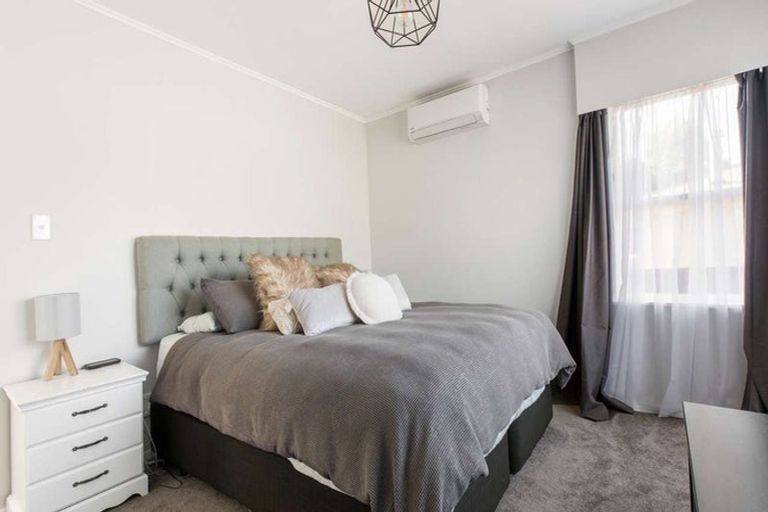 Photo of property in 13 Joyce Street, Pahurehure, Papakura, 2113