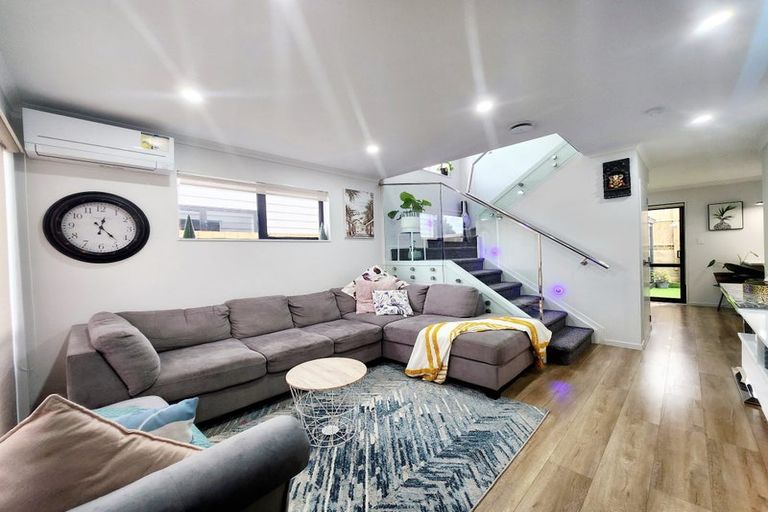 Photo of property in 6c Christmas Road, Manurewa, Auckland, 2102