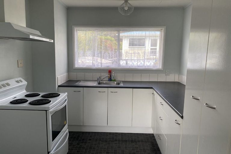 Photo of property in 1/1 Proctor Lane, Tawa, Wellington, 5028