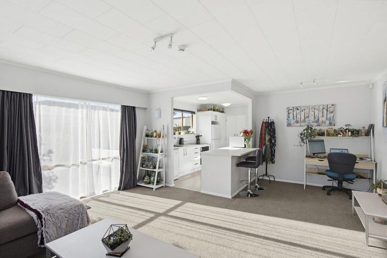Photo of property in 25a Manawa Avenue, Raumati Beach, Paraparaumu, 5032