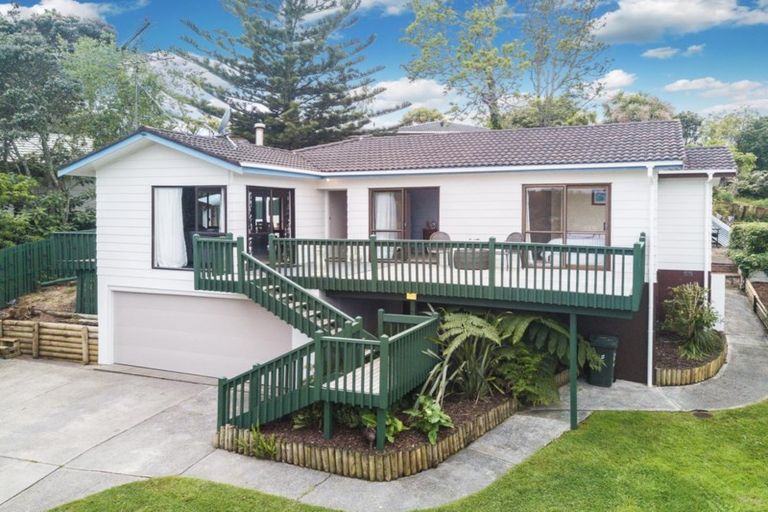 Photo of property in 55 Powrie Street, Glenfield, Auckland, 0629