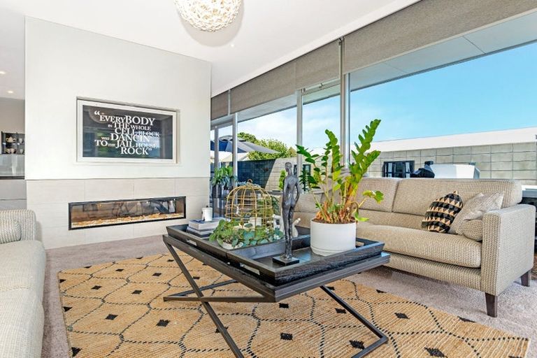 Photo of property in 70 Disraeli Street, Gisborne, 4010