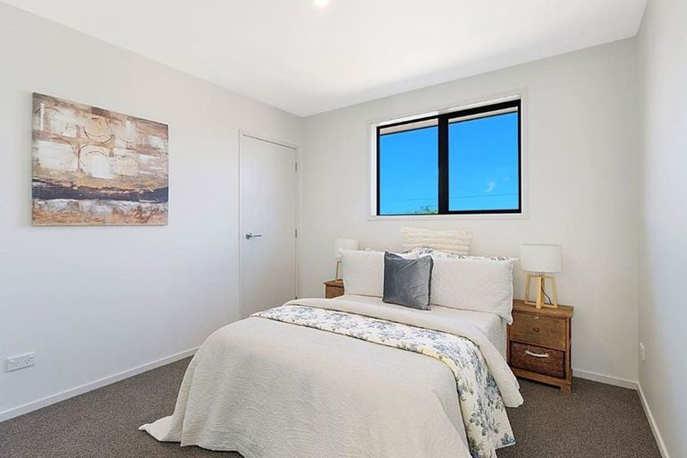 Photo of property in 740a Te Atatu Road, Te Atatu Peninsula, Auckland, 0610