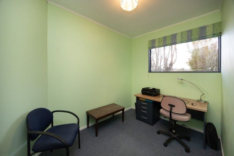 Photo of property in 34 Carter Crescent, Awapuni, Palmerston North, 4412