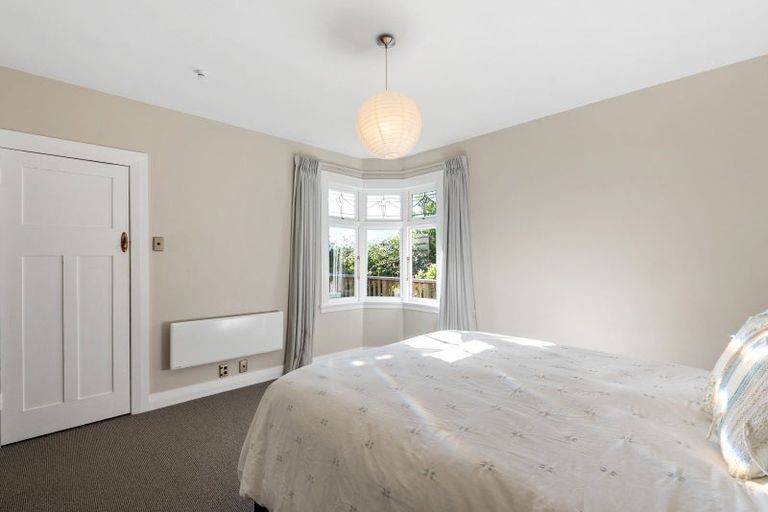 Photo of property in 111 Muritai Road, Eastbourne, Lower Hutt, 5013