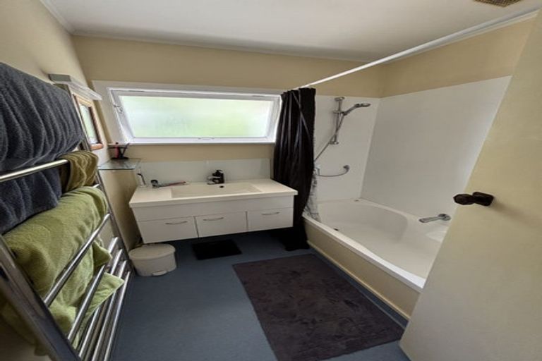 Photo of property in 102 Mount Street, Nelson South, Nelson, 7010