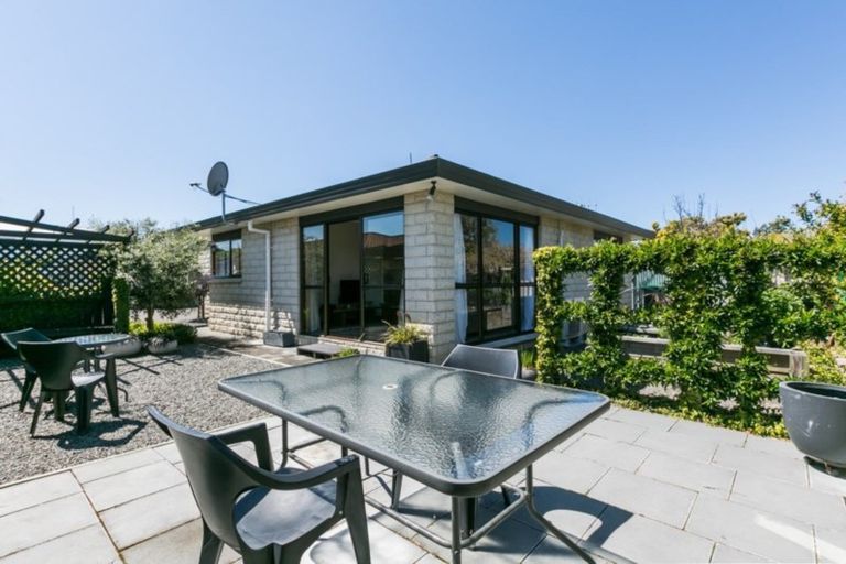 Photo of property in 53d Church Road, Taradale, Napier, 4112