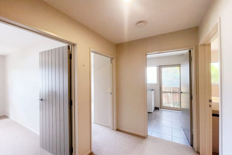 Photo of property in 10 Chard Place, Flat Bush, Auckland, 2016