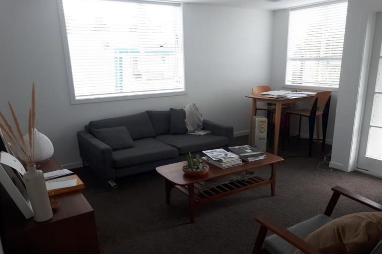 Photo of property in 11/76u Freyberg Street, Lyall Bay, Wellington, 6022
