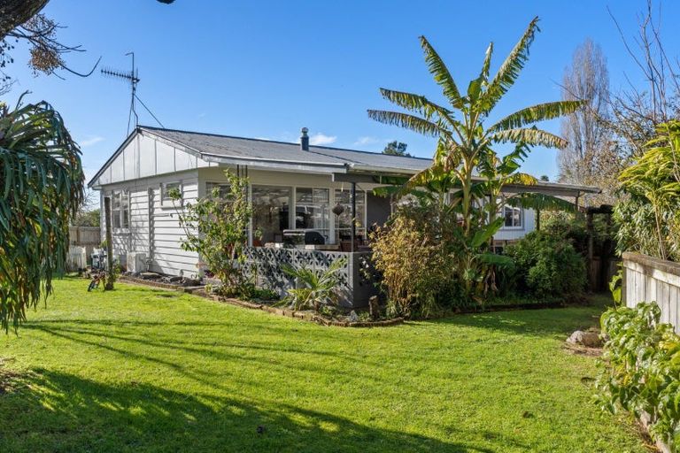Photo of property in 6 Mountbatten Place, Te Puke, 3119