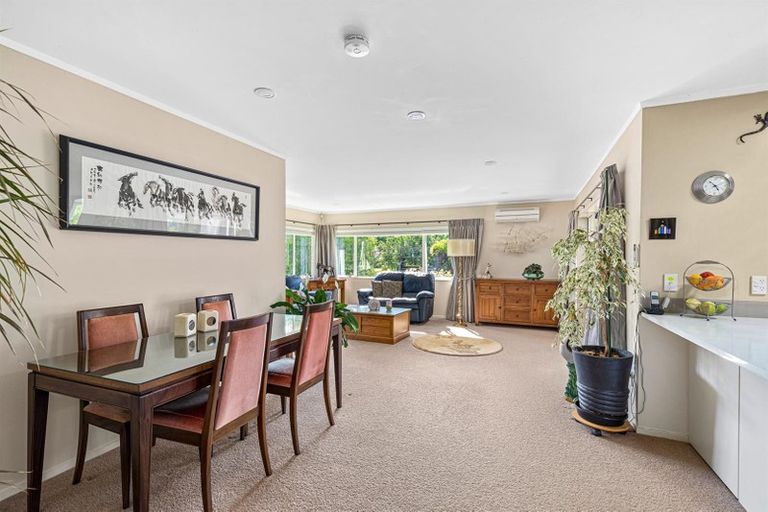 Photo of property in 39 Lakeside Drive, Orewa, 0931