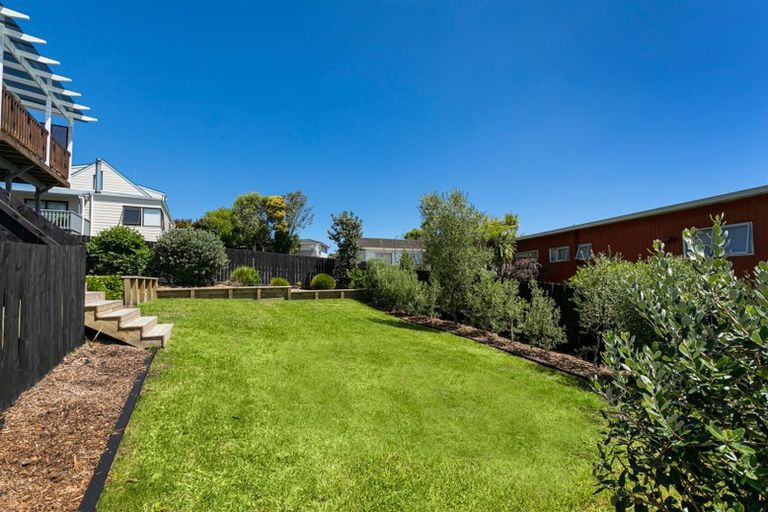 Photo of property in 7 Seabar Place, Glen Eden, Auckland, 0602