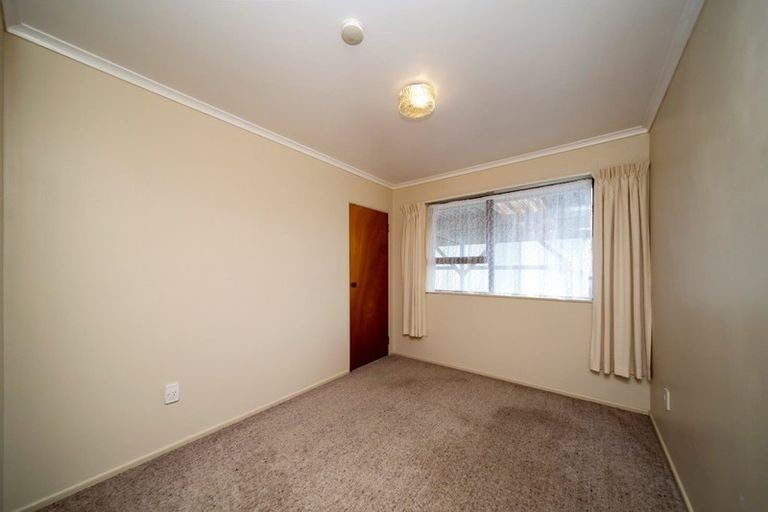 Photo of property in 1a Tuahu Place, Waitara, 4320