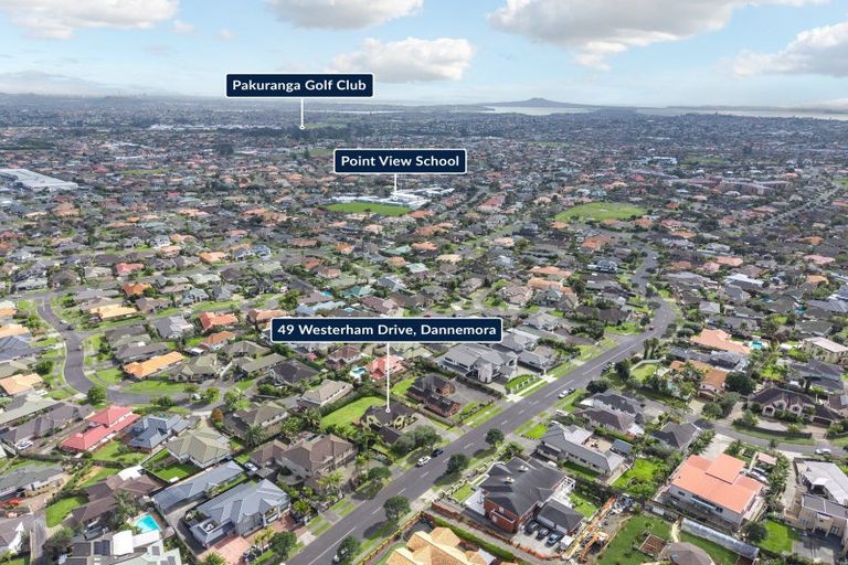 Photo of property in 49 Westerham Drive, Dannemora, Auckland, 2016