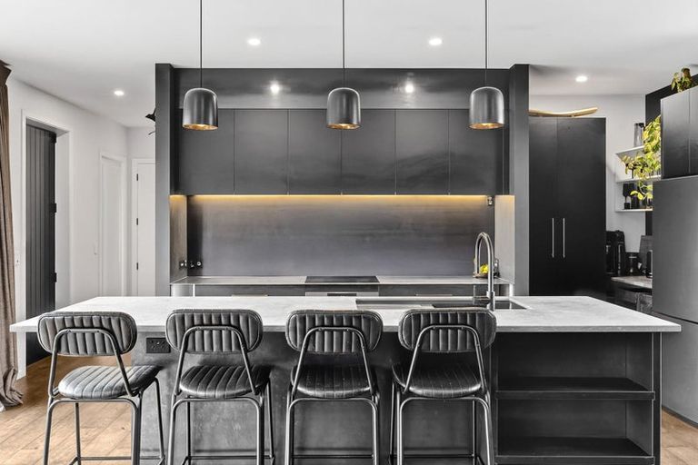 Photo of property in 6 Woodpecker Street, Lake Hawea, Wanaka, 9382