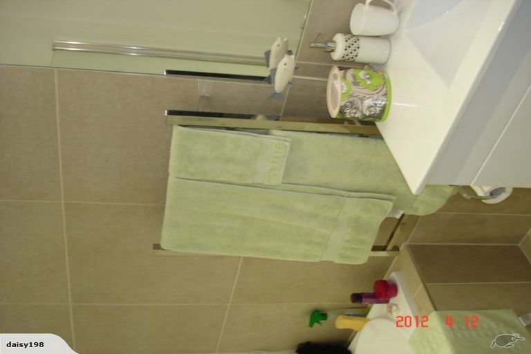 Photo of property in 3a Shalimar Crescent, Khandallah, Wellington, 6035