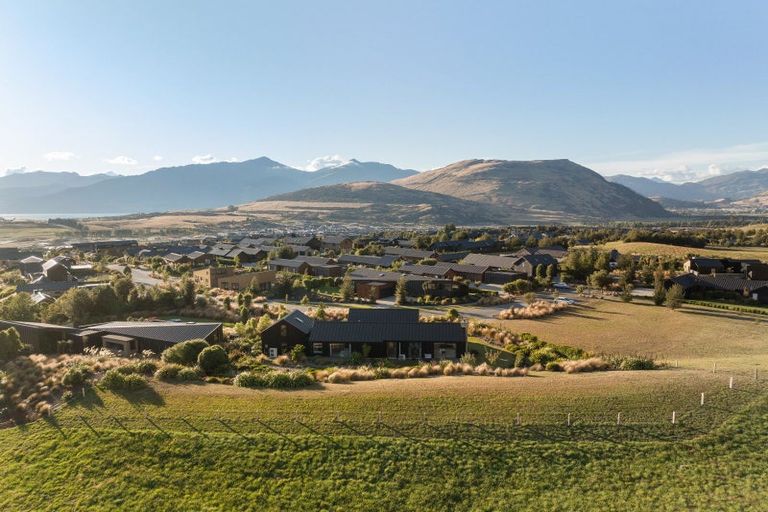 Photo of property in 36 Mckellar Drive, Jacks Point, Queenstown, 9371