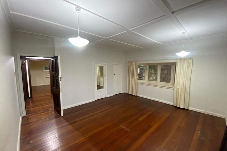 Photo of property in 12 Te Anau Avenue, Hataitai, Wellington, 6021