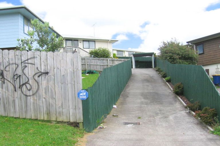 Photo of property in 1/29 Maywood Crescent, Glen Eden, Auckland, 0602