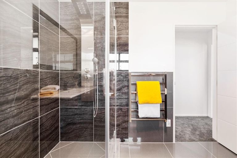 Photo of property in 2d Masters Road, Waiuku, 2681