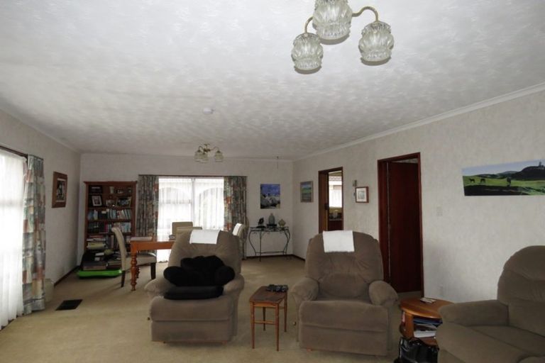 Photo of property in 64 Henley Street, Westport, 7825