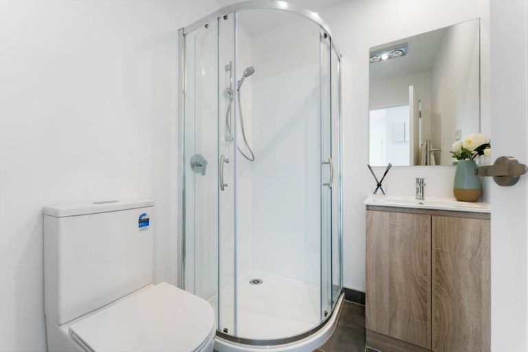 Photo of property in 79e Miller Road, Mangere Bridge, Auckland, 2022