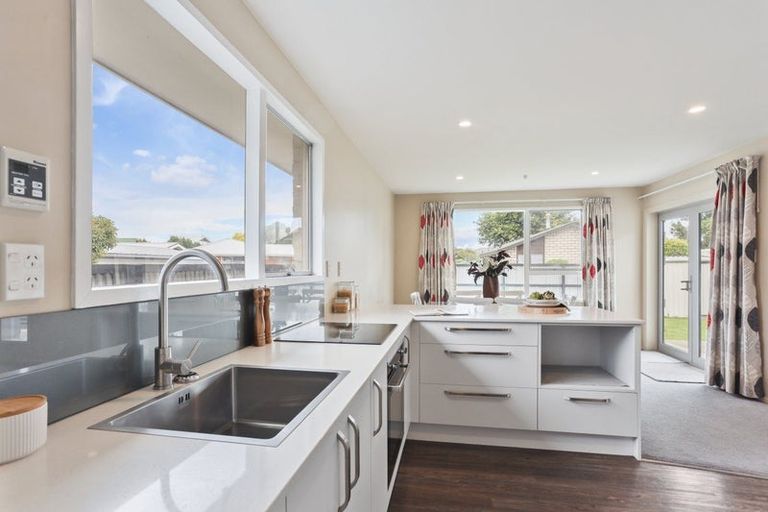 Photo of property in 11 Bowie Drive, Woodend, 7610