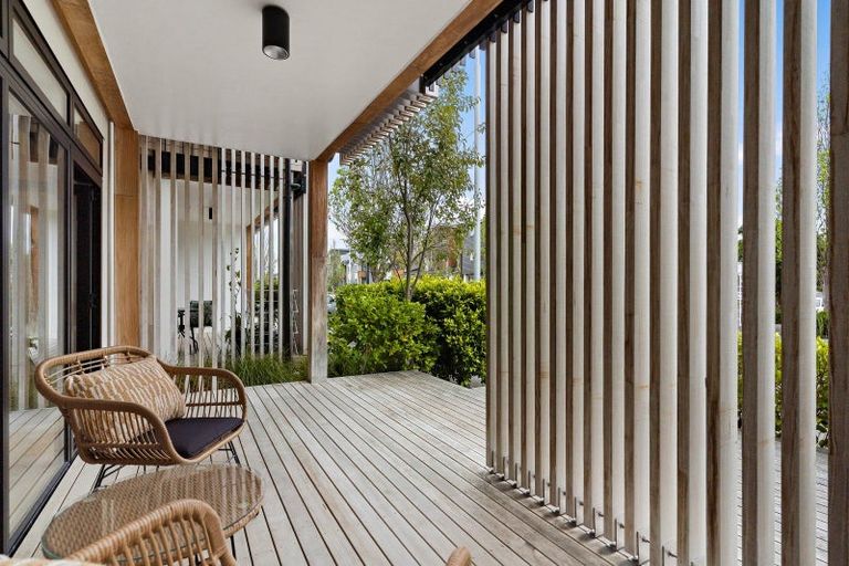 Photo of property in 4/169 Hobsonville Point Road, Hobsonville, Auckland, 0616