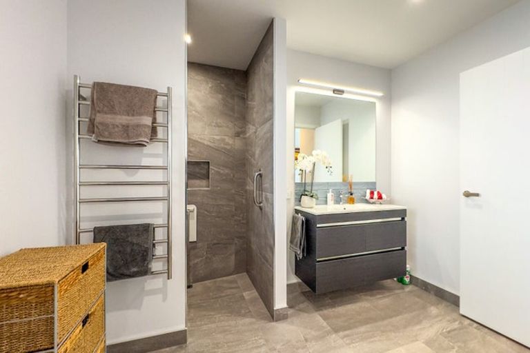 Photo of property in 4 Hugo Shaw Drive, Cambridge, 3434