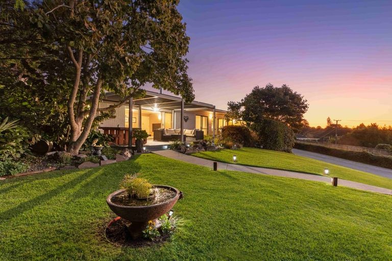 Photo of property in 216 Welcome Bay Road, Welcome Bay, Tauranga, 3112