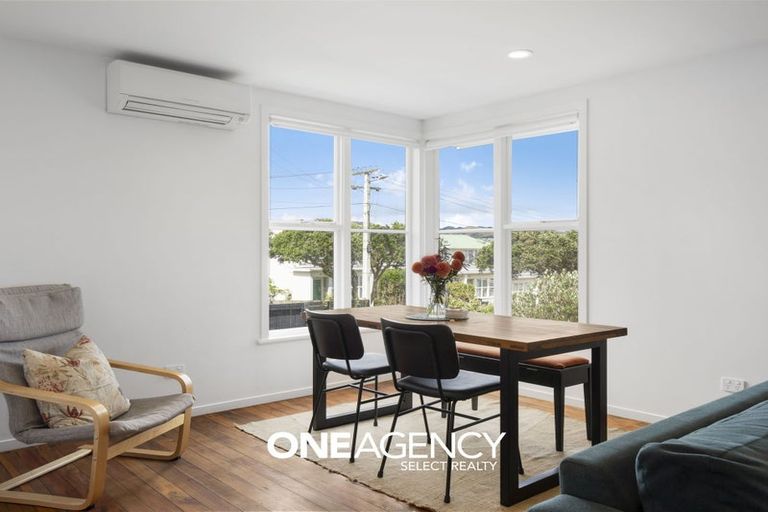 Photo of property in 50 Owhiti Street, Titahi Bay, Porirua, 5022