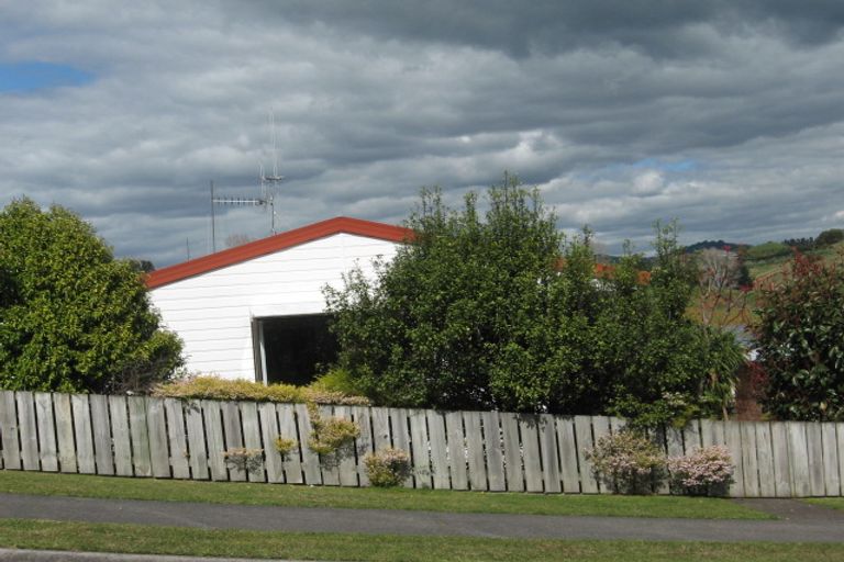 Photo of property in 5b Pelorus Street, Welcome Bay, Tauranga, 3112