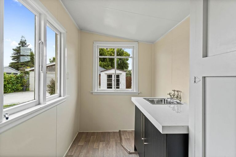 Photo of property in 41 Matlock Street, Woolston, Christchurch, 8062