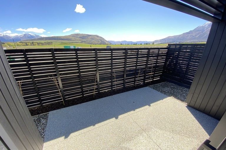 Photo of property in 12 Mulholland Drive, Jacks Point, 9371