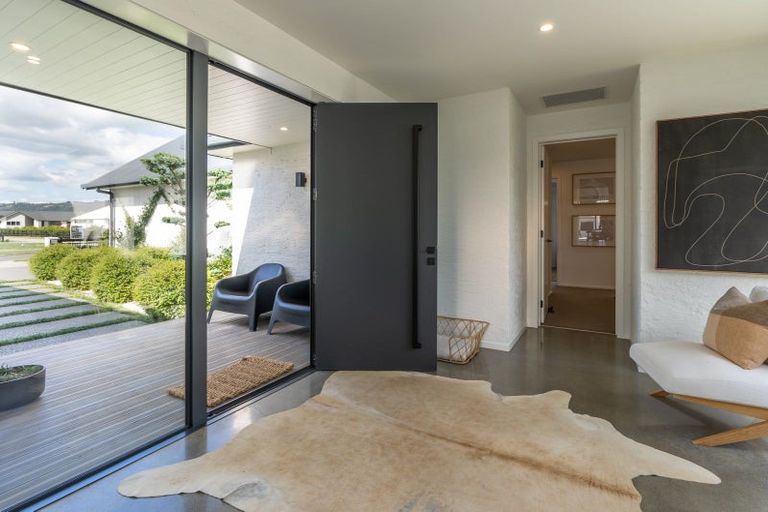 Photo of property in 25 Mike Smith Drive, Cambridge, 3434