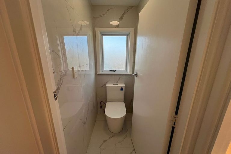 Photo of property in 1/146 Ennis Avenue, Pakuranga Heights, Auckland, 2010