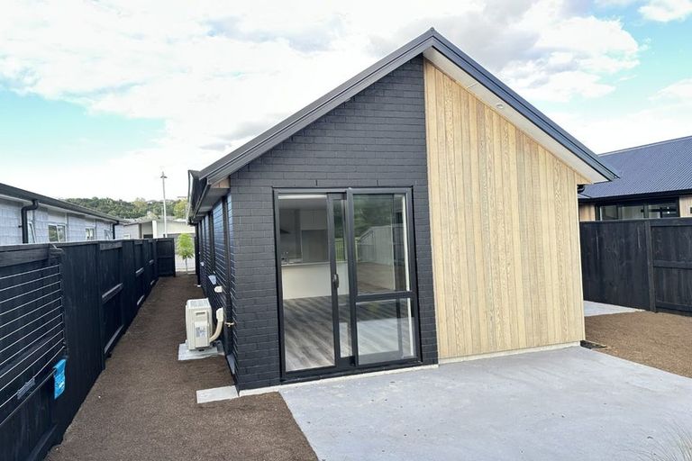 Photo of property in 109b Awataha Crescent, Pyes Pa, Tauranga, 3173