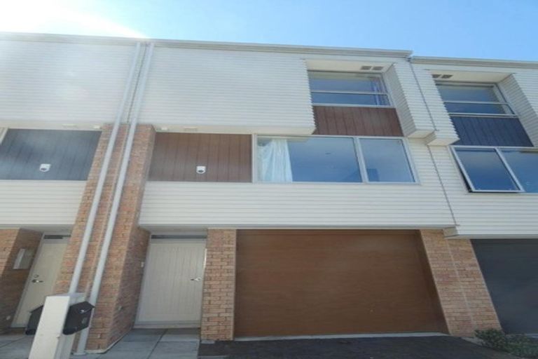 Photo of property in Altar Apartments, 67/120u Rintoul Street, Newtown, Wellington, 6021