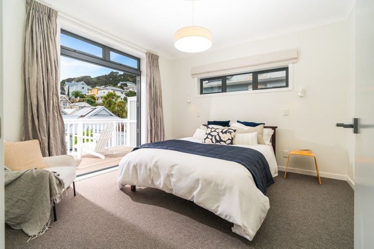 Photo of property in 35 Queen Street, Mount Victoria, Wellington, 6011