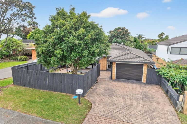 Photo of property in 2/19 Sailfish Drive, West Harbour, Auckland, 0618