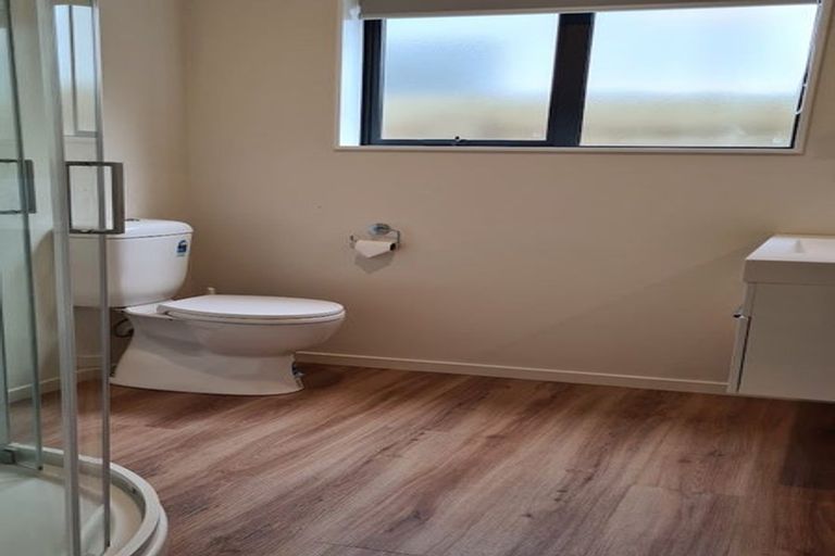 Photo of property in 49 Melksham Drive, Churton Park, Wellington, 6037