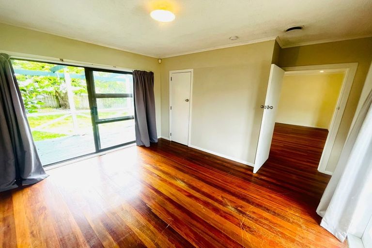 Photo of property in 2/12 Christmas Road, Manurewa, Auckland, 2102